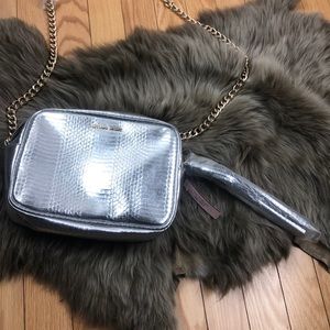 💕VICTORIA SECRET SILVER CROSSBODY PURSE BAG *NWT*
